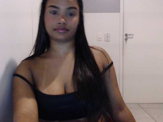 LoverIris, en directo ahora en BongaCams