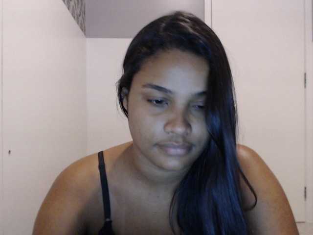 LoverIris, en directo ahora en BongaCams