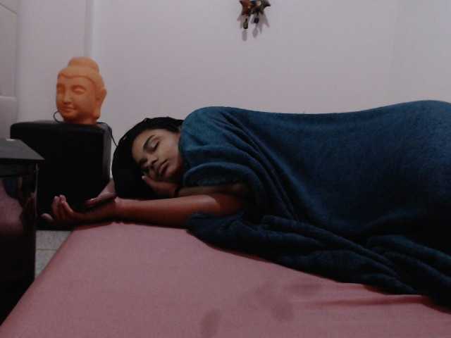 LoverIris live cam on BongaCams