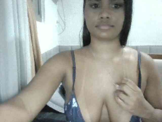 LoverIris webcam
