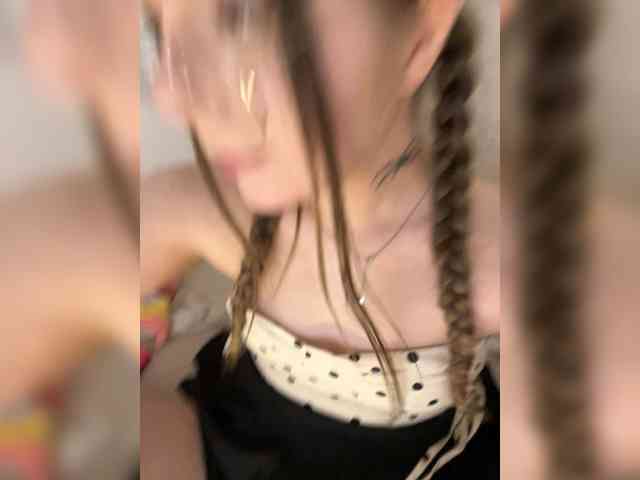 Модель: BubaGirl