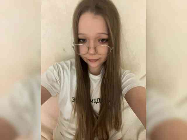 BubaGirl webcam