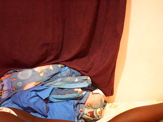 Idah01 live cam on BongaCams