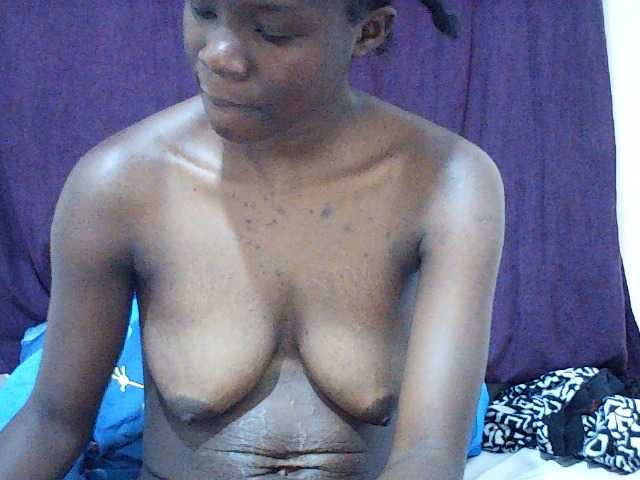 Idah01 live cam on BongaCams