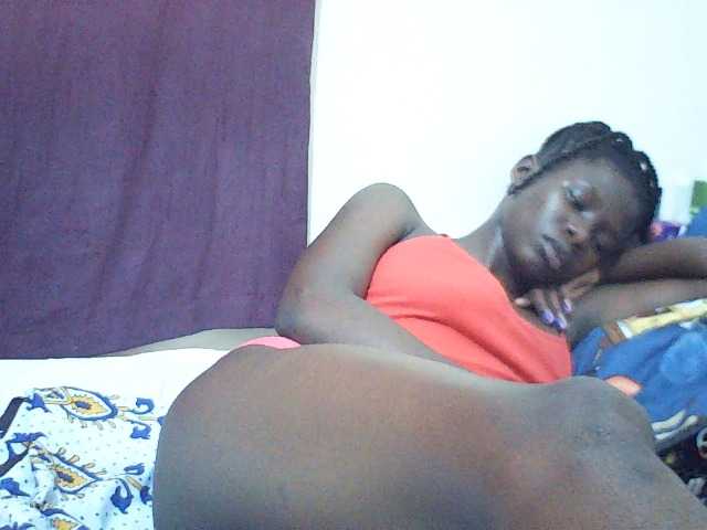 Idah01 live cam on BongaCams