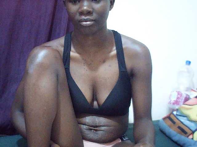 Idah01 live cam on BongaCams