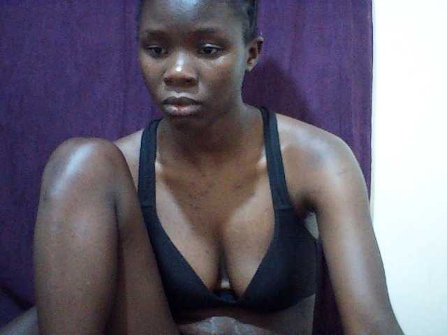 Idah01 live cam on BongaCams
