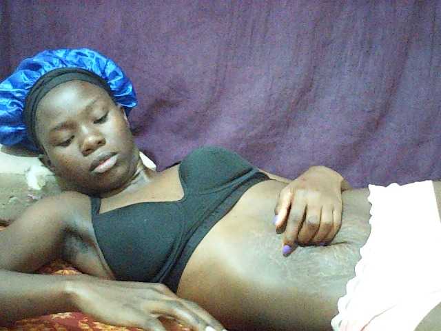 Idah01 live cam on BongaCams