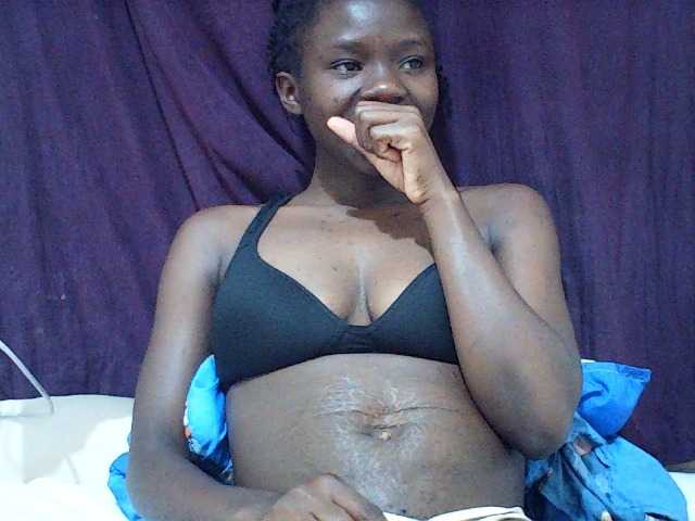 Idah01 live cam on BongaCams