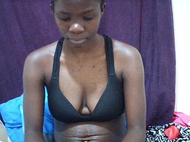 Idah01 live cam on BongaCams