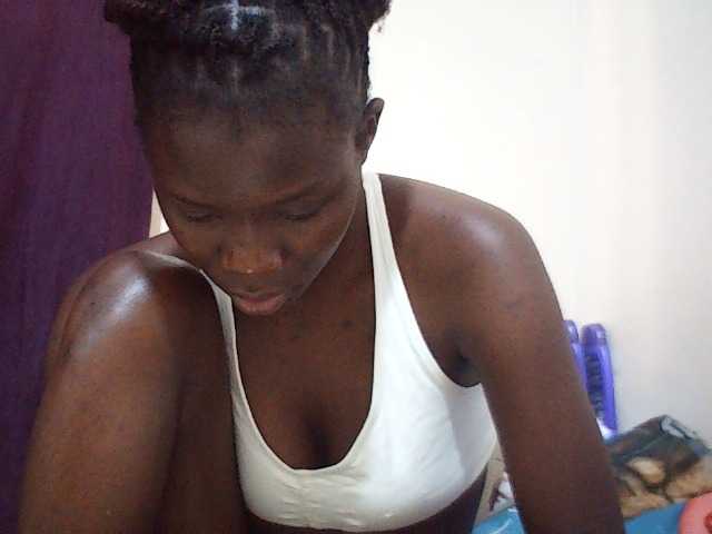 Idah01 live cam on BongaCams