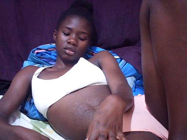 Idah01 live cam on BongaCams