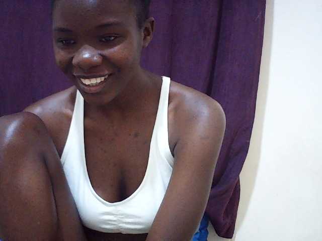 Idah01 live cam on BongaCams