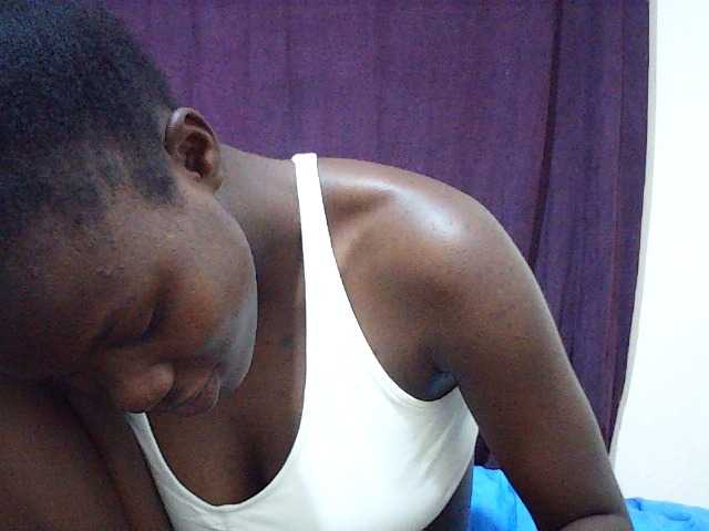 Idah01 live cam on BongaCams
