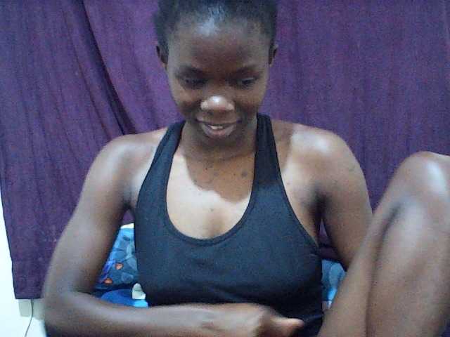 Idah01 live cam on BongaCams