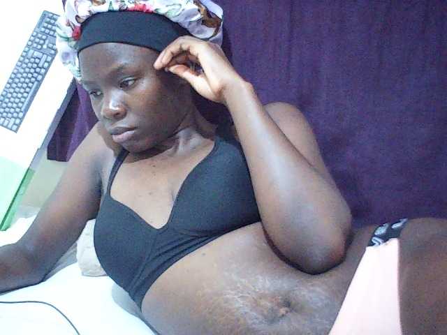 Idah01 live cam on BongaCams
