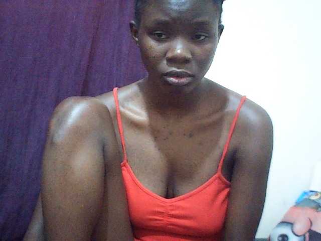 Idah01, en directo ahora en BongaCams