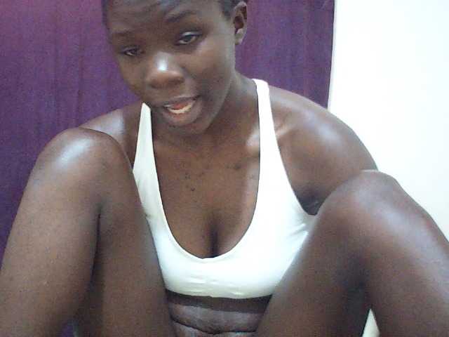 Idah01 live cam on BongaCams