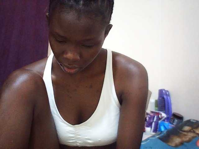 Idah01 live cam on BongaCams