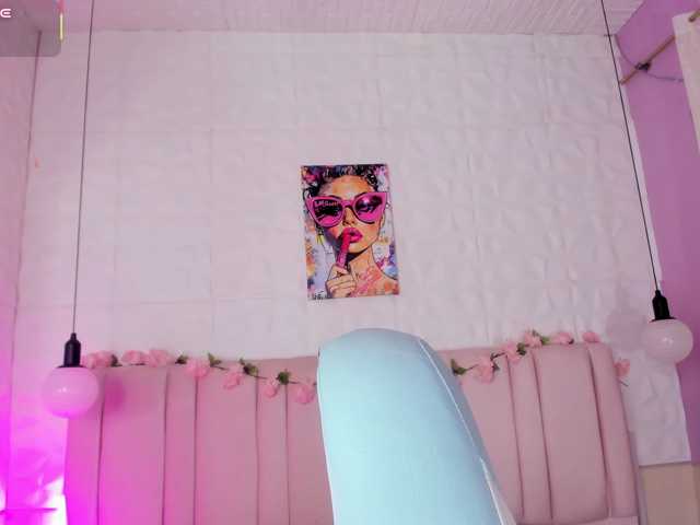 lola-caicedo live cam on BongaCams