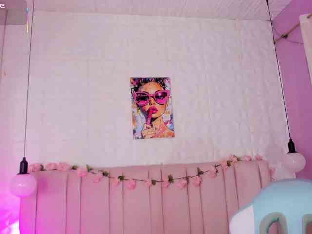 lola-caicedo
