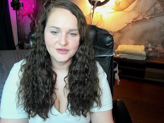 Chorna-Rouse live cam on BongaCams