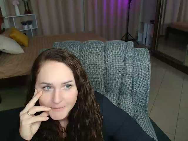 Chorna-Rouse live cam on BongaCams