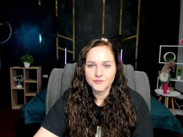 Chorna-Rouse live cam on BongaCams