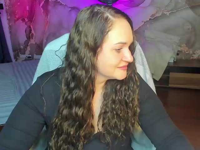 Chorna-Rouse live cam on BongaCams