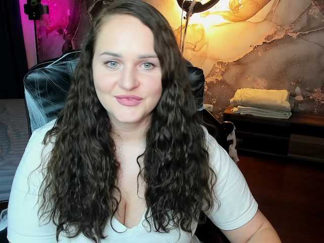 Chorna-Rouse live cam on BongaCams