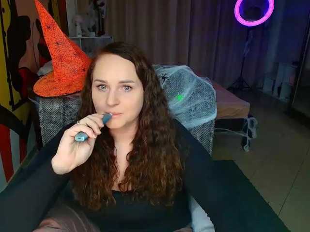Chorna-Rouse live cam on BongaCams