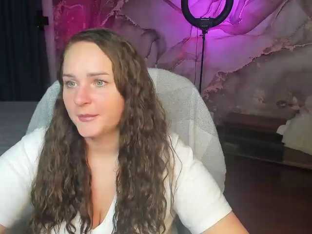 Chorna-Rouse live cam on BongaCams