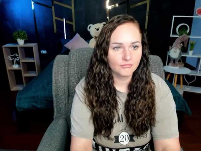 Chorna-Rouse live cam on BongaCams