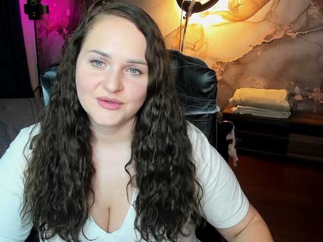 Chorna-Rouse live cam on BongaCams