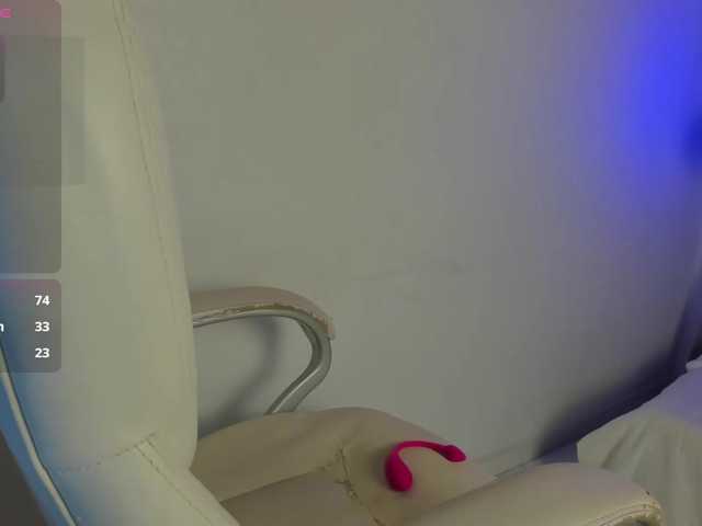 valentinaboobs