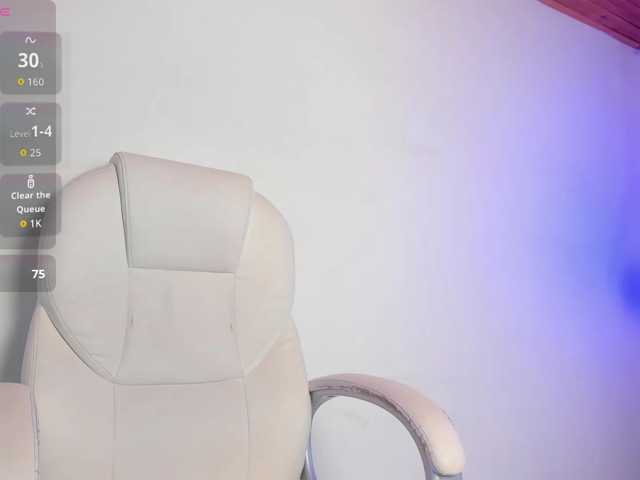 valentinaboobs live cam on BongaCams