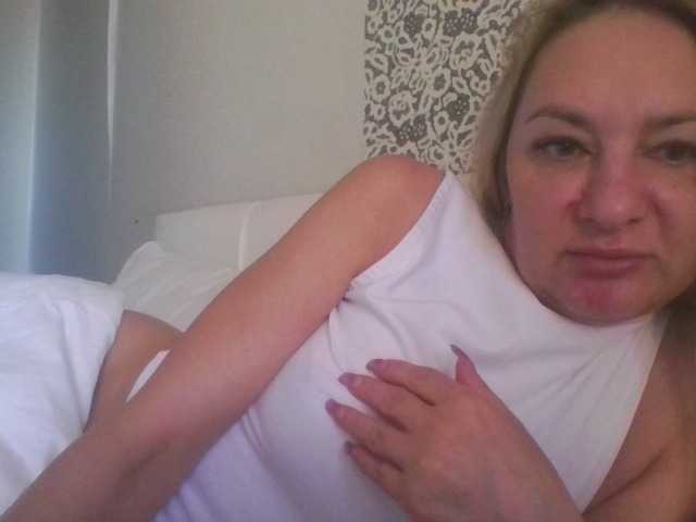 Nika2021 — live female cam
