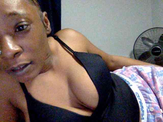 Crybaby212 webcam