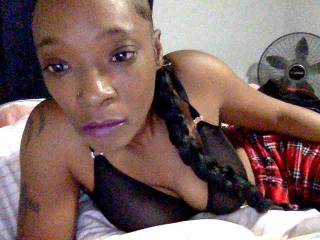 Crybaby212 webcam