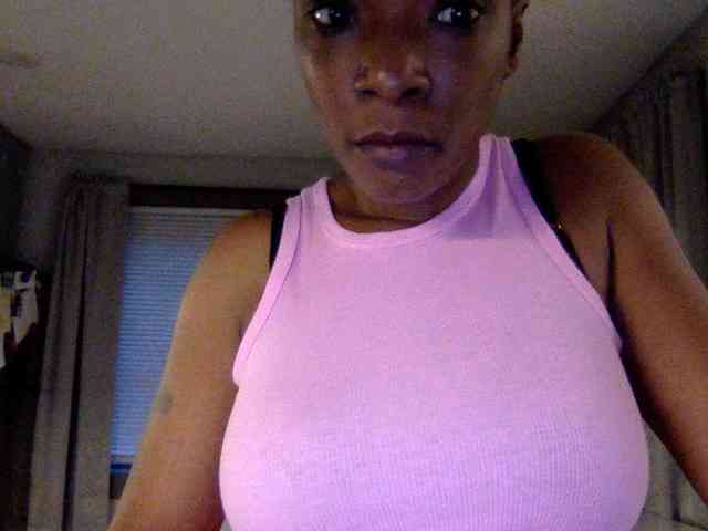 Crybaby212 webcam