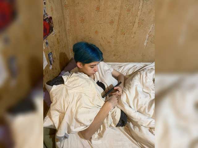 KristiFox live cam preview