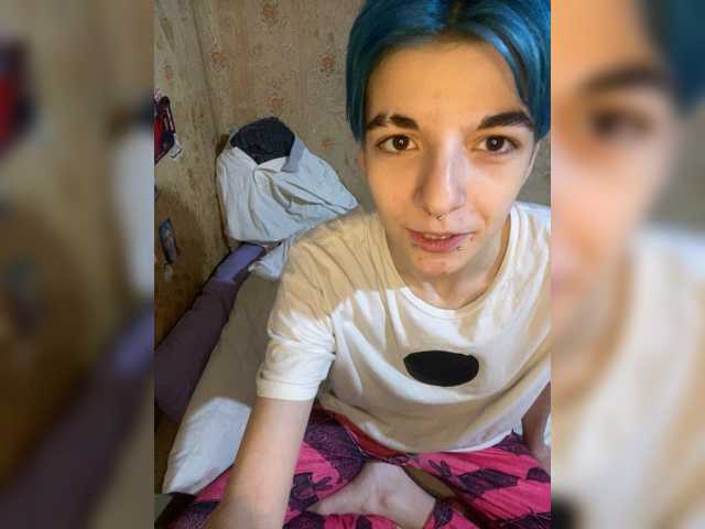 KristiFox live cam preview