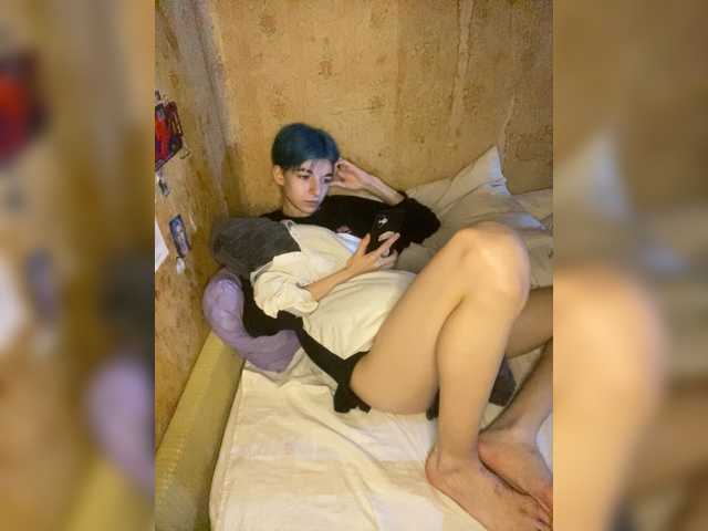 KristiFox, en vivo ahora en BongaCams
