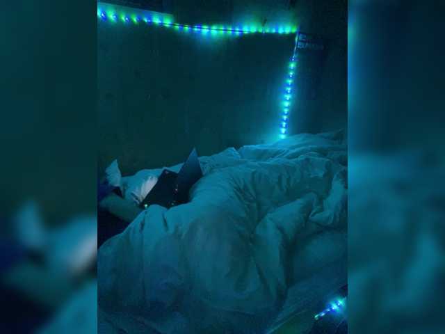 KristiFox live cam on BongaCams