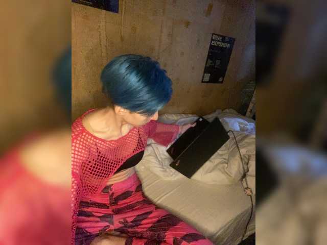 KristiFox live cam on BongaCams