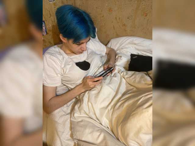 KristiFox live cam preview