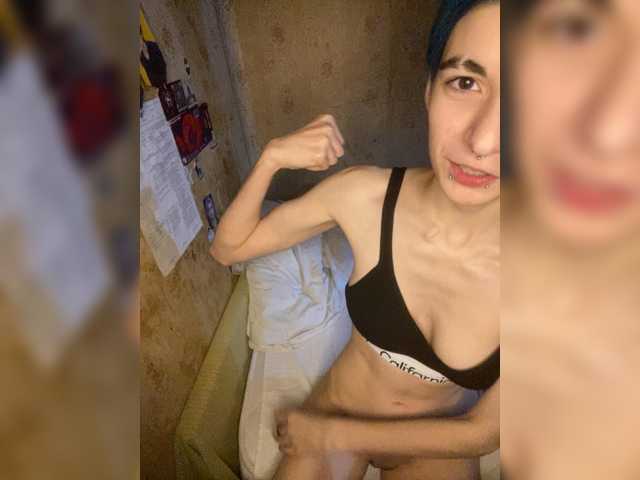KristiFox live cam preview