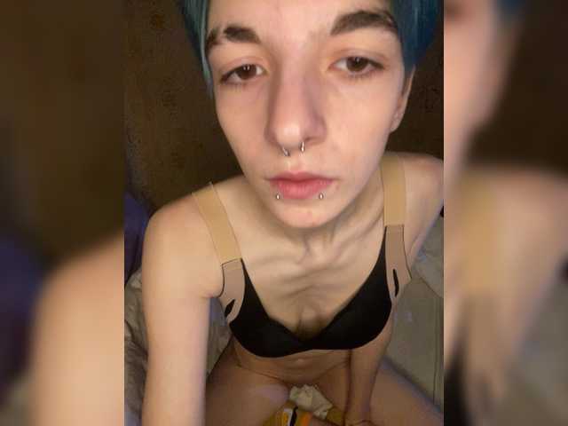 KristiFox live cam on BongaCams