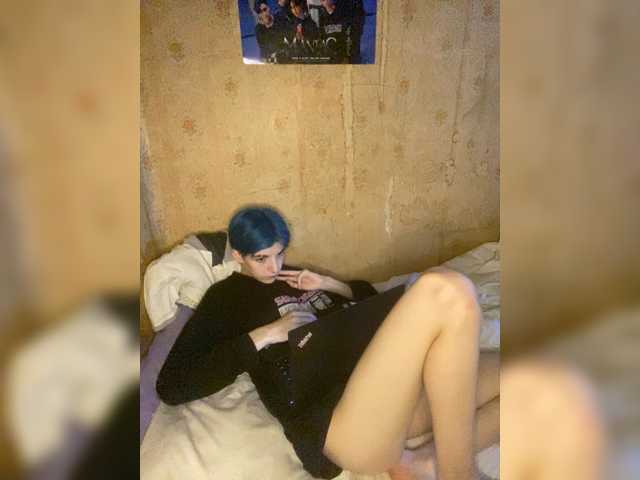 KristiFox live cam preview