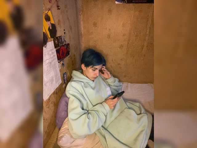 KristiFox live cam on BongaCams
